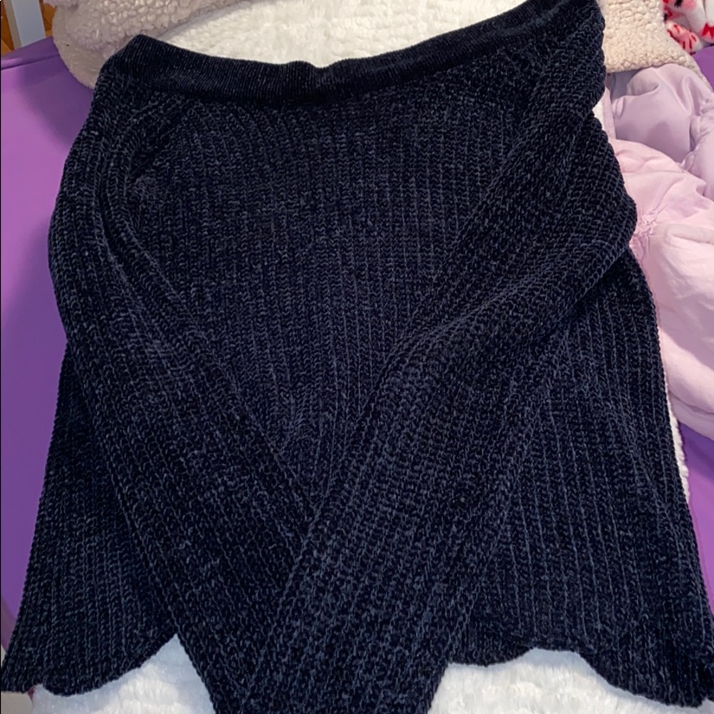 Dark blue altard state sweater
